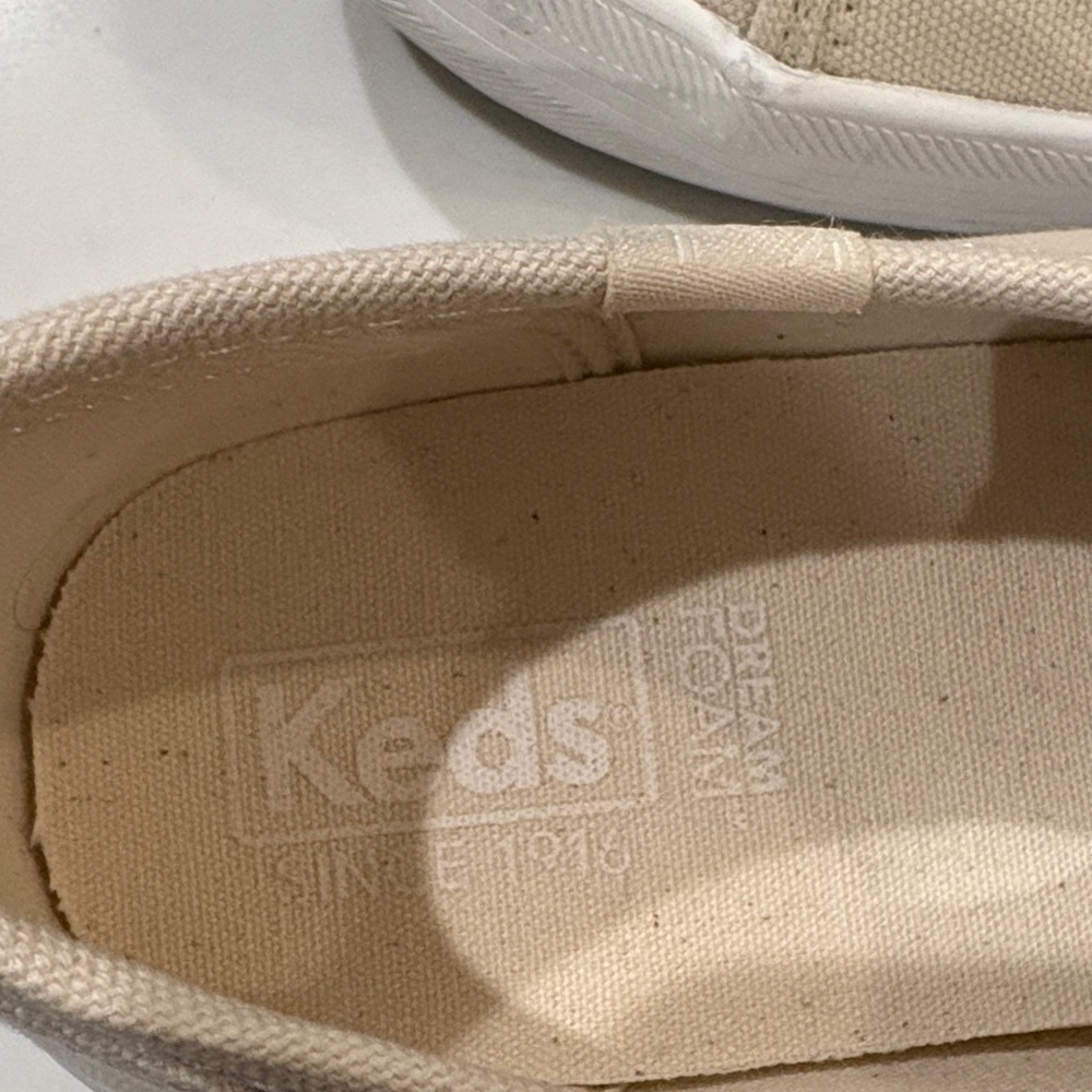 Women's Keds Cream Canvas Sneakers size 9 - Picture 3 of 5